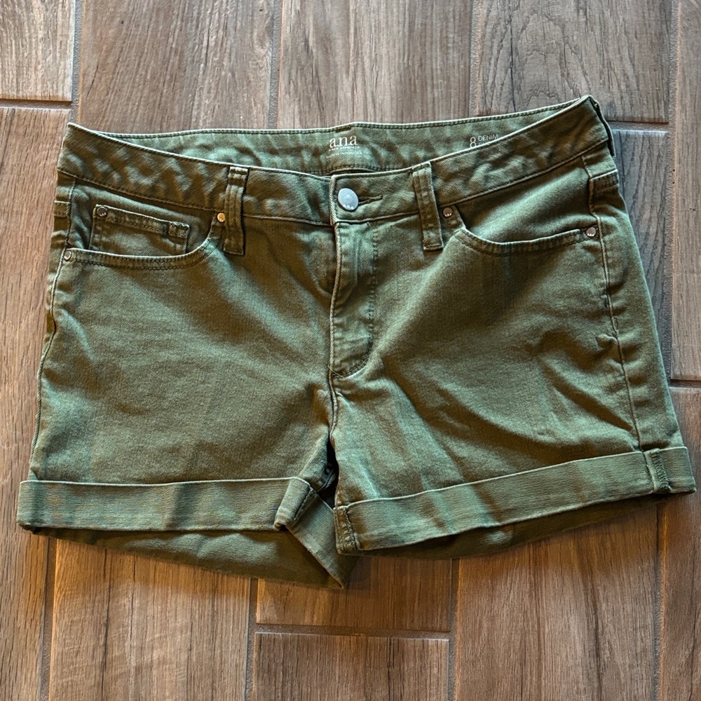 a.n.a Women's Green Jean Shorts